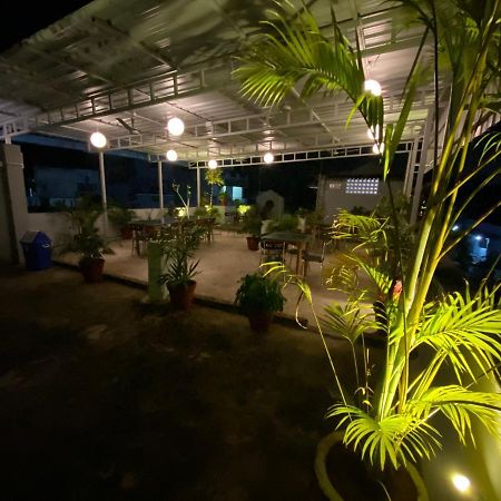 La Paradise Residency Pondicherry Exteriör bild